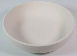 Detalle del borde redondeado y acabado mate de la ensaladera de cerámica personalizable.