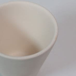 detalle fondo vaso de cerámica personalizable a mano